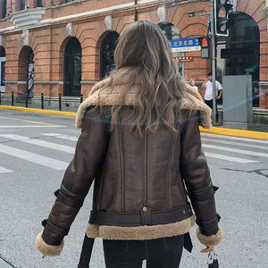 Blouson d'hiver en cuir de mouton teint long pour femme, design fonctionnel en fourrure, doublure en soie automne/hiver, résistant - Product Image 2