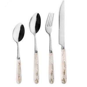 Cuchara y Cuchillo Decorativos de Lujo para Restaurantes, Juego de Cubiertos de Acero Inoxidable Ecológico con Mango de Resina, Diseño Popular - Product Image 2