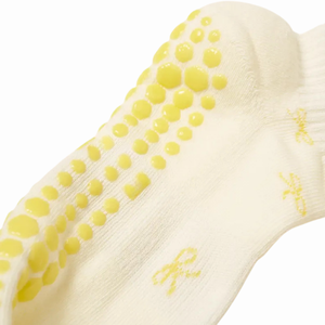 High Quality Custom Cotton Jacquard <b>Bow</b> Logo Grip Socks Custom Pilates Socks for Women Anti Slip Grip Yoga Socks Casual Wear - Product Image 2