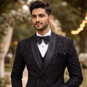 Blazer de smoking noir brodé à double boutonnage pour homme – Costume de cérémonie de créateur avec revers châle en satin - Product Image 1