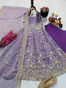 TENNECY Vestido de Mujer para Diwali y Bodas, de Seda Chinon con Bordado de Lentejuelas, Largo hasta el Tobillo, Reversible, de Secado Rápido y Sin Arrugas - Product Image 4