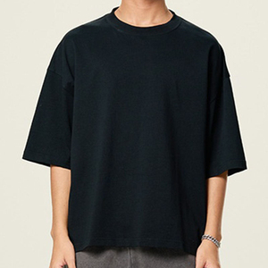 เสื้อยืดโอเวอร์ไซส์ทรงบ็อกซี่สำหรับผู้ชาย ไซส์พลัส ผ้าหนา ตัดเย็บแบบไหล่ตก สไตล์ลำลองหรูหรา ขายส่ง เสื้อผ้าสตรีทแวร์ฮิปฮอปสำหรับผู้ชาย - Product Image 3