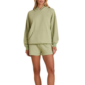 Ensemble 2 pièces pour femmes : Crop Top à capuche et short, ensemble assorti en coton, ensemble de jogging pour femmes, pantalon deux pièces pour femmes - Product Image 1