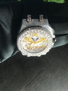 Reloj de Cuarzo con Bisel de Diamantes, Acero Inoxidable, Cronógrafo, Cristal Analógico, Correa Negra, Tono Dorado, Resistente al Agua 10 Bar, Estilo Lujoso - Product Image 4