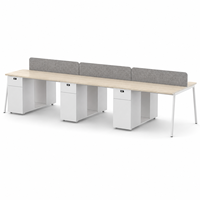 Bureau de travail commercial moderne double face avec dessus imitation bois, écrans d'intimité gris et rangement sur piédestal