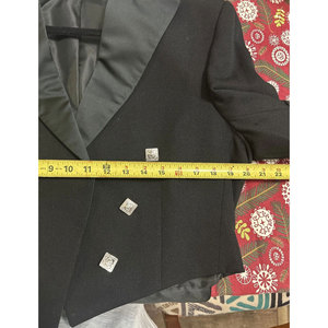 เสื้อแจ็คเก็ตปรินซ์ชาร์ลีแบบดั้งเดิม ทำมือ สีดำ ขนสัตว์คุณภาพสูง 100% รับสั่งทำขายส่ง ปี 2026 - Product Image 6