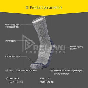 Chaussettes de sport respirantes en nylon pour hommes, personnalisables, antidérapantes, pour le basketball et le football, prix d'usine, vente en gros - Product Image 2