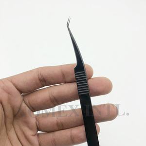 «Pince à épiler durable en acier inoxydable à 45 degrés avec revêtement de couleur noire et forte adhérence» - Product Image 3