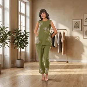 Conjunto de Kurta de Lino y Algodón Verde con Bordado, Cuello Redondo, Sin Mangas, Corte Holgado, Estampado Floral, Pantalones Casuales, Transpirable, Ropa de Verano - Product Image 2