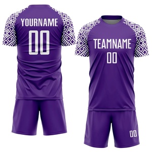 Camiseta de Fútbol Sublimada Personalizada, Diseño Geométrico Morado y Rosa, Cuello Redondo, Manga Corta, Absorbe la Humedad, Uniforme Deportivo Unisex para Adultos - Product Image 1