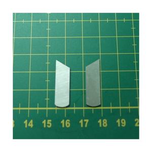 CUCHILLO INFERIOR 60544 PIEZAS DE MÁQUINA OVERLOCK DOMÉSTICO - Product Image 2
