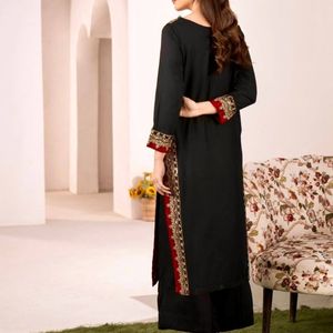 Conjunto de traje de fiesta étnico de diseñador: Kurti bordado de Mul Chanderi puro con palazzo de seda romana y dupatta con borde de encaje Nazmin - Product Image 4