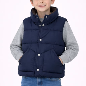 Gilet matelassé pour enfants bleu marine – Veste d'hiver légère matelassée pour garçons avec fermeture à boutons-pression, doublure intérieure douce et poches avant - Product Image 1