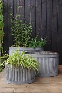 Galvanized Best Sized Outdoor <b>Large</b> Metal Iron Galvanized Garden Farmhouse Planters Pots Oval Freestanding Planters Pots - Product Image 3