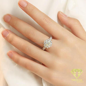 Luxury Floral Cluster Moissanite Diamond <b>Ring</b> 925 Sterling <b>Silver</b> <b>Statement</b> Engagement Wedding Jewelry For Women - Product Image 3