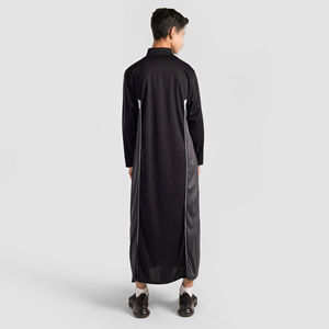 Thobe moderne pour homme, coupe ajustée, vêtements islamiques, designer Jubba, thobe en lin respirant pour homme, vêtements islamiques - Product Image 3