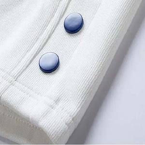 Pantalones Cortos Ligeros de Poliéster y Algodón para Hombre, Color Blanco, Nueva Moda, Botón Negro, Tela Francesa - Product Image 5