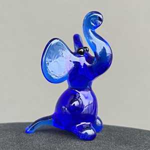 งานฝีมือแก้วมูราโน่เป่าด้วยมือรูปช้างสีฟ้า ของตกแต่งทำมือ - Product Image 1