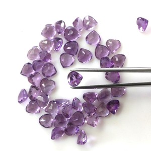 Ametyste violette naturelle facettée en forme de cœur, pierre précieuse calibrée de 7 mm pour la fabrication de bijoux, vente en gros de pierres précieuses - Product Image 6