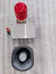 Bocina industrial CMK de alta calidad para grúas EOT, bocina electrónica PROGRAMABLE/GRABABLE con luz intermitente - Product Image 2