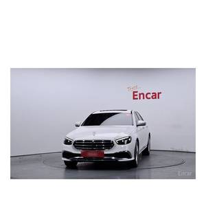 Mercedes-Benz Classe E E250 Exclusive 2023, 33 893 km, Euro V, Boîte de vitesses automatique, Sièges en cuir, Volant à gauche, Caméra de recul - Product Image 3