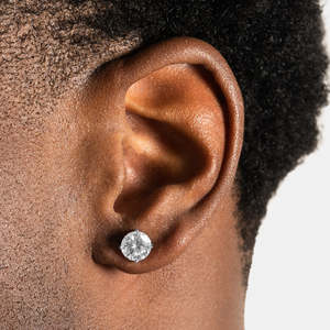 Pendientes de Plata de Ley 925 con Circonita Redonda, Pendientes Clásicos de 4 Puntas para Mujer - Product Image 1