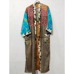 ชุดคลุมยาวแขนยาวสำหรับผู้หญิง ทำมือ สไตล์วินเทจ ผ้าไหมปะติดปะต่อ คอวี ปิดด้วยเชือกผูก เหมาะสำหรับฤดูร้อน ระบายอากาศได้ดี - Product Image 6