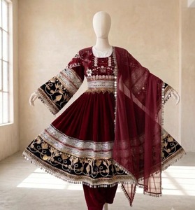 Robe afghane Kuchi en velours marron, brodée à la main avec des pièces de monnaie argentées traditionnelles, robe longue à manches longues, robe décontractée pour femmes - Product Image 1