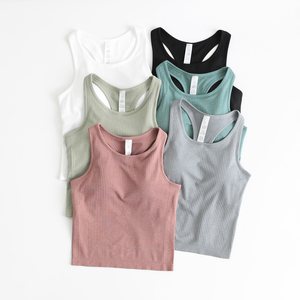 เสื้อกล้ามถักลูกไม้สีพื้นสไตล์วินเทจสำหรับผู้หญิงจาก PHANTOM IMPEX เนื้อผ้าระบายอากาศดี ทรงสปอร์ต คอกลม แขนกุด เหมาะสำหรับโยคะ 81% - Product Image 3