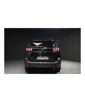 Peugeot 5008 1.2 Pure Tech Allure Modèle Juillet 2024 12 450 km Boîte automatique Volant à gauche Norme d'émission Euro V Caméra de recul - Product Image 4