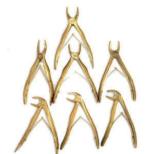 ชุดคีมถอนฟันแบบใช้มือ 7 ชิ้น คีมผ่าตัด สแตนเลสเยอรมัน ใช้ซ้ำได้ - Product Image 1