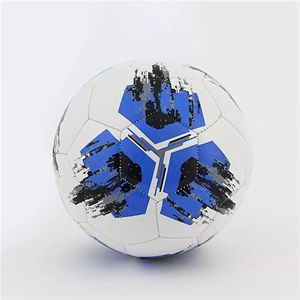 Ballon de football en cuir PU OEM léger, pour entraînement et match, matériau durable, logo personnalisé disponible, vente en gros en vrac directement de l'usine - Product Image 1