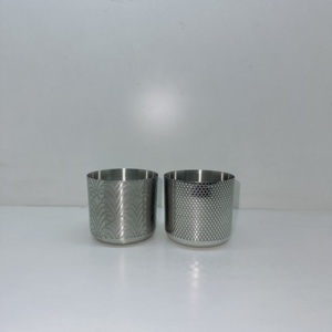 Bougeoirs en métal de haute qualité, personnalisés, en acier inoxydable, faits à la main, avec couvercle pour bougie de Noël, finition polie, vente en gros - Product Image 5