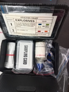 Kit de Detección de Residuos Explosivos con Pruebas de Nitrato y Nitramina para Aplicaciones de Investigación Forense - Product Image 3