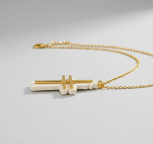 Pendentif croix chrétienne en os blanchi fait main avec fil de laiton enroulé, chaîne dorée résistante au ternissement, collier de mariage pour femme - Product Image 6