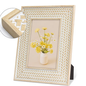 Cadre photo en bois traditionnel, style minimaliste moderne, cadre photo en bois élégant, cadre photo en bois antique, décoration artisanale vintage - Product Image 2