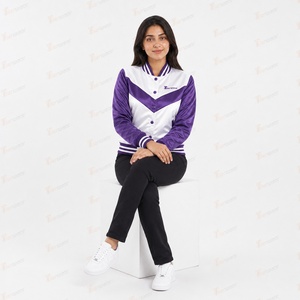 Veste universitaire en satin pour femme Tiierwear, couleur violette et blanche, blocs de couleur, boutons pression sur le devant, logo - Product Image 3