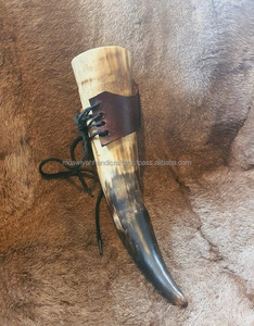 Venta caliente de la mejor calidad de cuerno para beber de buey hecho a mano real con soporte de cuero real a precios de mayorista - Product Image 1