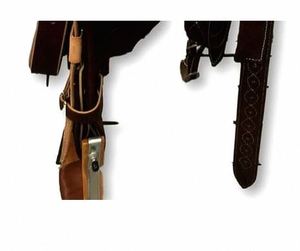 Cómodo Sillín de Caballo Inglés Acolchado para Equitación Inglesa y Prácticas Ecuestres en Oferta por el Proveedor Horse Saddle - Product Image 3