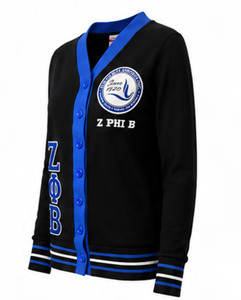 เสื้อคาร์ดิแกนแขนยาวคอวีสำหรับผู้ชาย Sigma Gamma Rho รุ่นฤดูใบไม้ร่วง ปิดกระดุมเม็ดเดียว ลายตัวอักษร ซับในอะคริลิกขนสัตว์ ปักลาย - Product Image 3