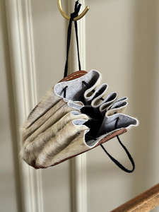 Monedero de cuero para el cabello de marca, monedero de cuero de vaca con cordón, bolsa de medicina occidental para llaves, regalo de tarjeta para él/ella - Product Image 3