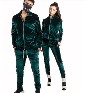 Ropa Deportiva para Hombre, Conjunto de Entrenamiento Cómodo Diseñado para Fitness y Movimiento Activo - Product Image 4