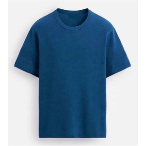 T-shirt essentiel uni à col rond pour homme, en coton, à manches courtes, coupe décontractée pour un usage quotidien - Product Image 5