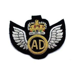 Écusson brodé en fil d'or, dispositif de casquette personnalisé, insignes décoratifs faits à la main, vente en gros - Product Image 5