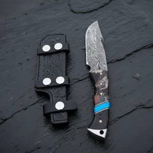 Cuchillo de Caza y Desollado de Acero de Damasco Hecho a Mano, Hoja Fija, Mango de Madera de Resina, para Camping al Aire Libre, OEM Pasha Enterprises - Product Image 2