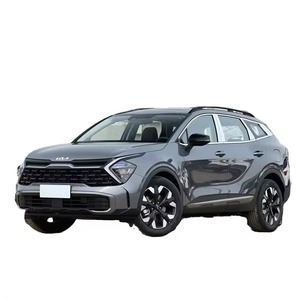 Kia Sportage SUV compact, intérieur haut de gamme, sièges confortables, caractéristiques de sécurité avancées, technologie intelligente, consommation de carburant économique, plastique - Product Image 4