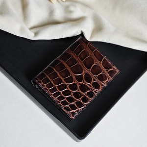 Portefeuilles en cuir pour hommes de haute qualité, fins, sécurisés RFID, fournisseur en gros, portefeuilles de mode sur mesure de qualité supérieure pour l'exportation, prix de gros - Product Image 5