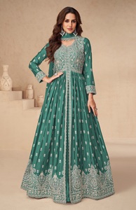 Traje Anarkali Moderno Chinon Hasta el Suelo con Bordado de Lentejuelas, Semi-Confeccionado para Bodas, Diwali y Fiestas - Product Image 4