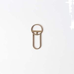 Décapsuleur en laiton moulé robuste, design élégant, compatible lave-vaisselle, accessoire de cuisine et de bar en métal, vente en gros - Product Image 1