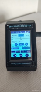 Espectrofotómetro de Color Portátil Universal Sensegood Instruments, Colorímetro con Comunicación USB, Fuente de Luz LED, Longitud de Onda de 1 nm - Product Image 2